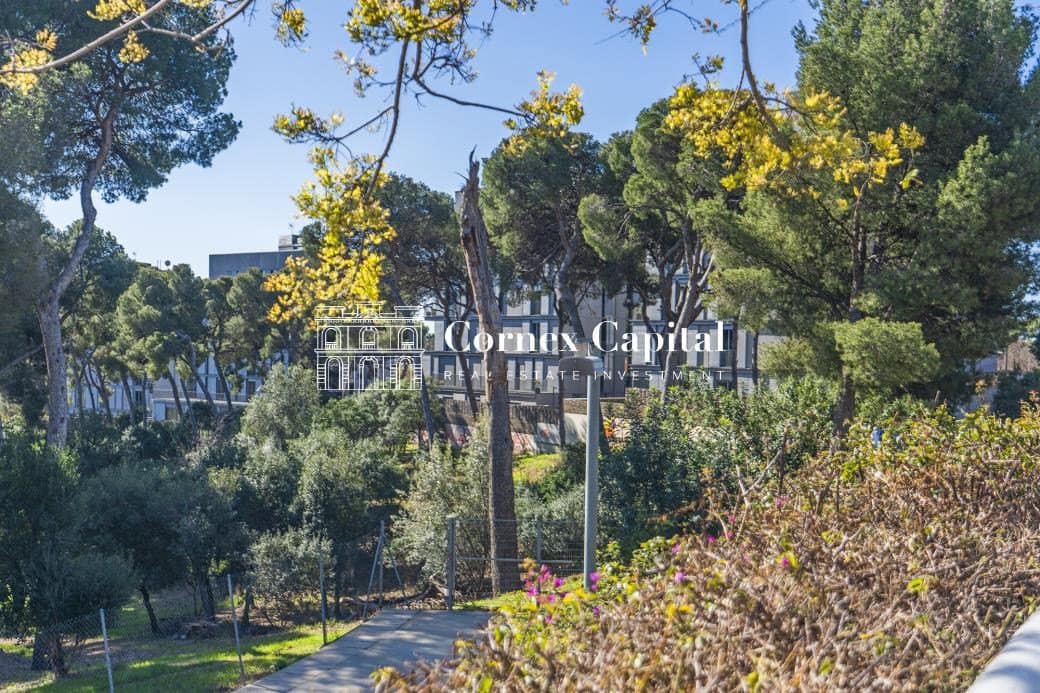 4 makuuhuone Huoneisto myytävänä paikassa Barcelona kaupunki mukana uima-altaan 
autotalli - 2 495 000 € (Ref: 10091535)