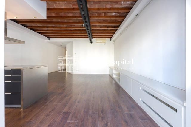3 quarto Apartamento para arrendar em L'Antiga Esquerra de L'Eixample, Barcelona cidade - 2 800 € (Ref: 10091537)