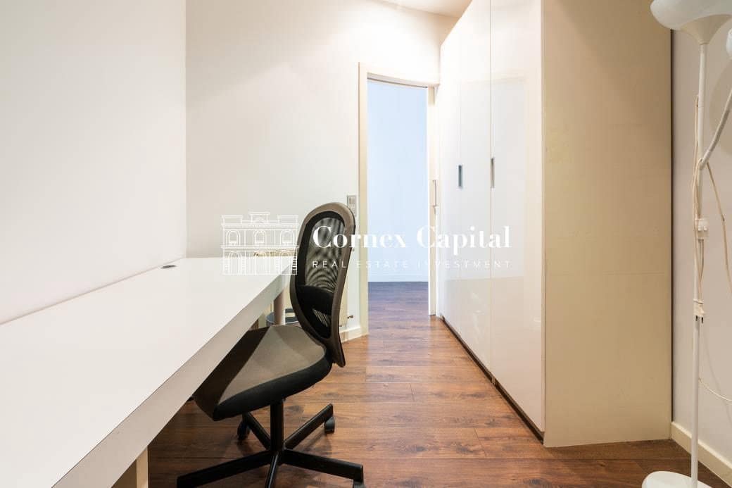 3 quarto Apartamento para arrendar em Barcelona cidade - 2 800 € (Ref: 10091537)