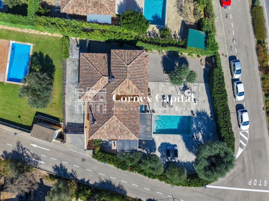 3 soveværelse Villa til salg i Els Masos De Pals med swimmingpool garage - € 775.000 (Ref: 10109771)