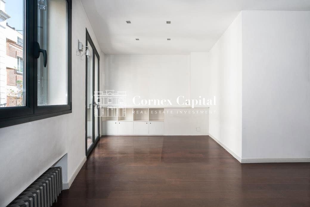 6 sovrum Radhus till salu i Barcelona stad med garage - 2 650 000 € (Ref: 10109772)