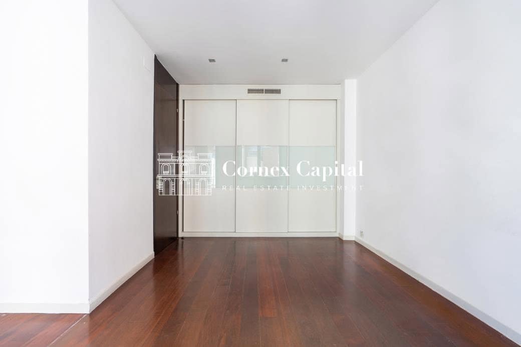 6 sovrum Radhus till salu i Barcelona stad med garage - 2 650 000 € (Ref: 10109772)