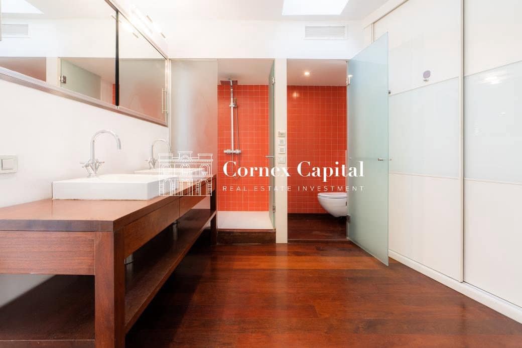 6 sovrum Radhus till salu i Barcelona stad med garage - 2 650 000 € (Ref: 10109772)