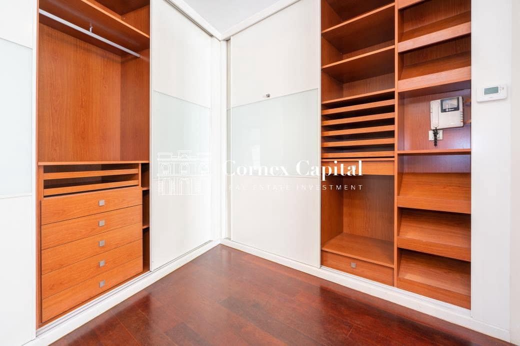 6 sovrum Radhus till salu i Barcelona stad med garage - 2 650 000 € (Ref: 10109772)