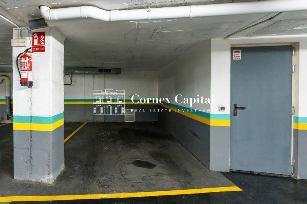 6 sovrum Radhus till salu i Barcelona stad med garage - 2 650 000 € (Ref: 10109772)