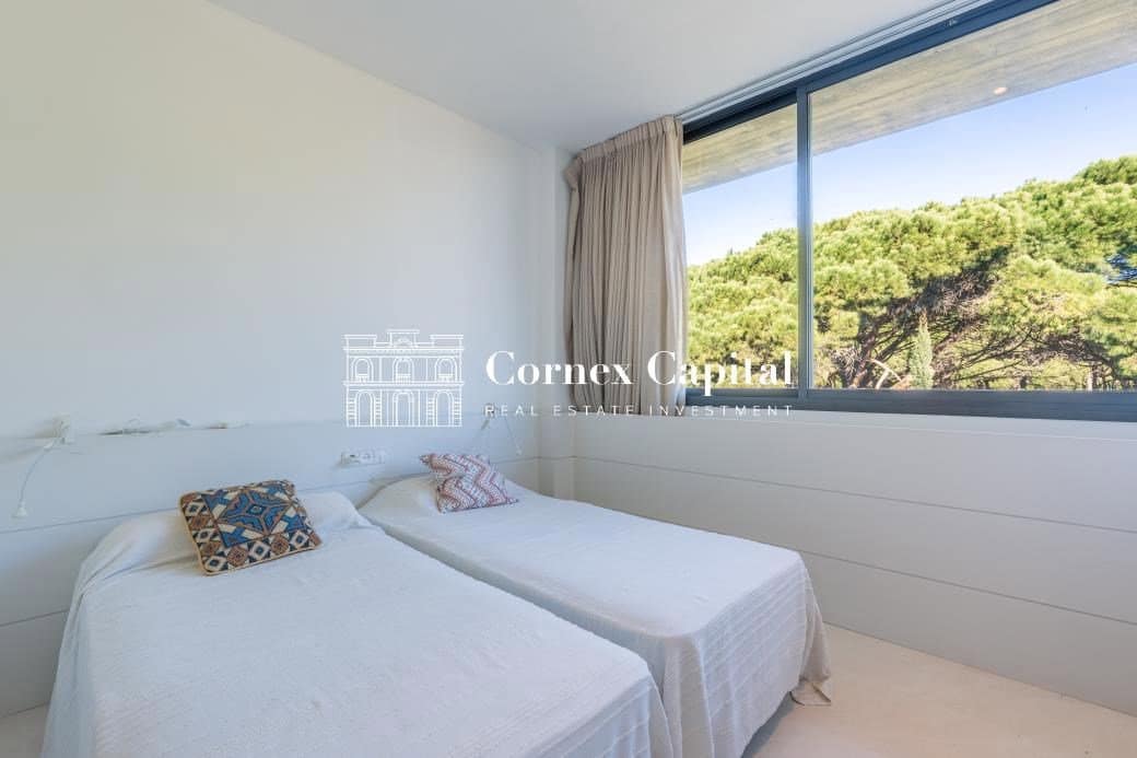 4 camera da letto Appartamento da affittare in Gualta con piscina garage - 2.500 € (Rif: 10120254)