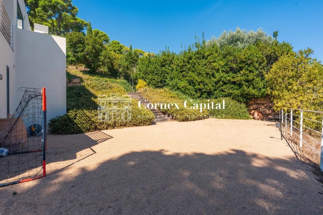 5 bedroom Villa for sale in Begur with pool garage - € 3,100,000 (Ref: 10139778)