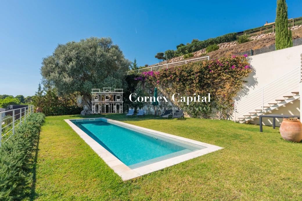 5 bedroom Villa for sale in Begur with pool garage - € 3,100,000 (Ref: 10139778)