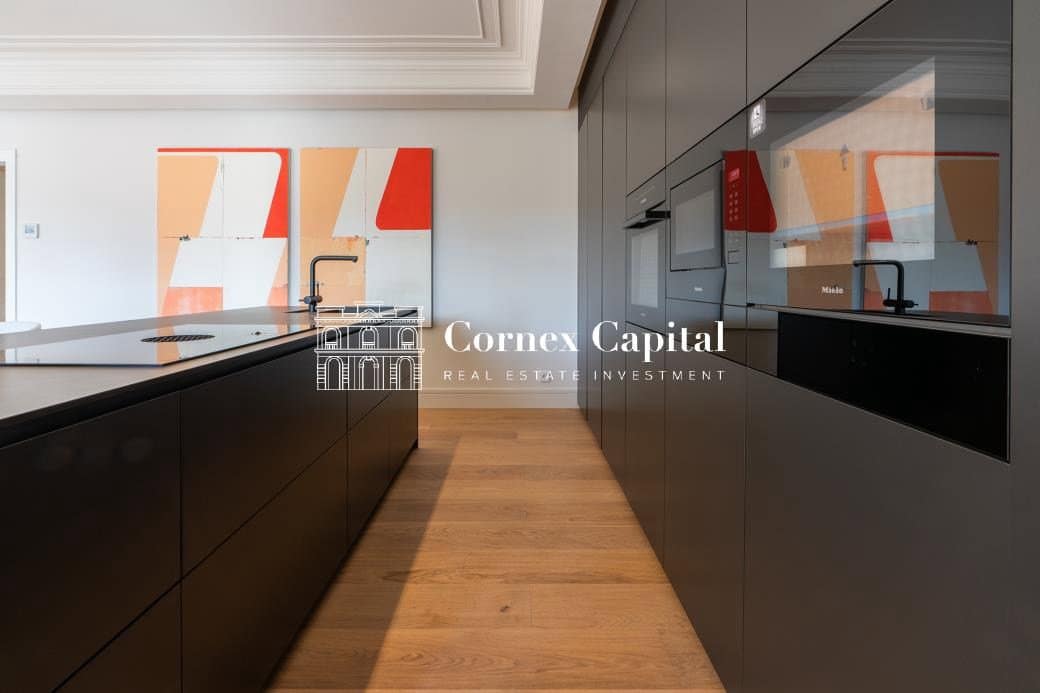 3 sypialnia Apartament na sprzedaż w Miasto Barcelona - 2 550 000 € (Ref: 10161853)