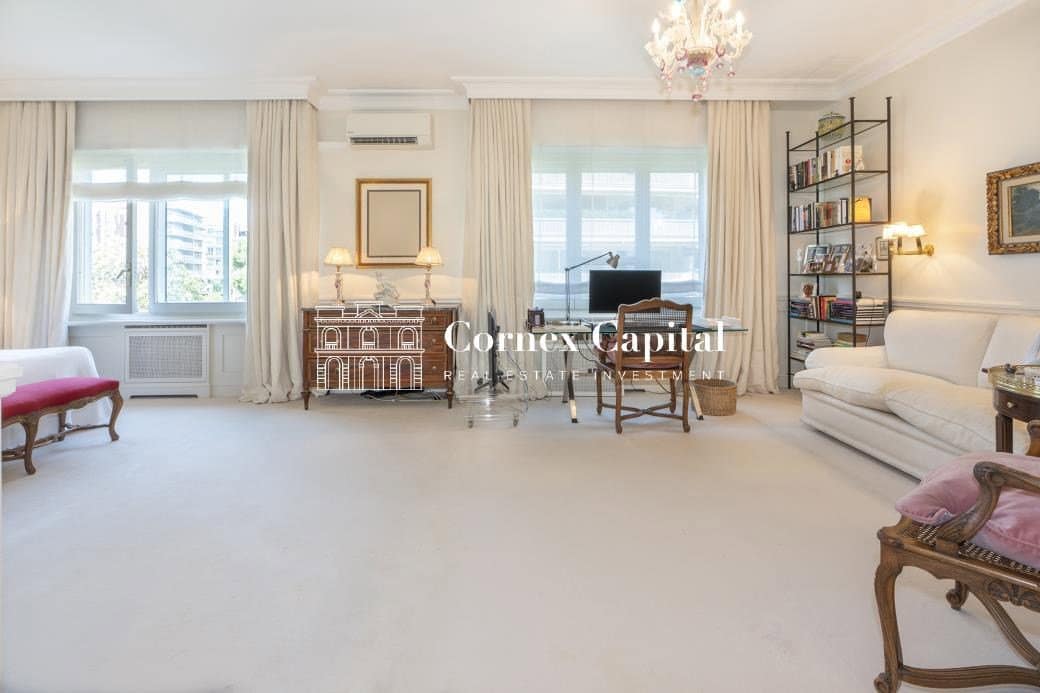6 soveværelse Lejlighed til salg i Barcelona by med garage - € 4.700.000 (Ref: 10172791)