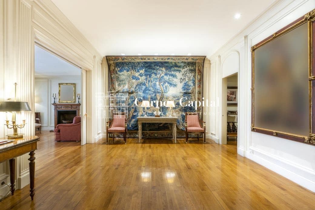 6 soveværelse Lejlighed til salg i Barcelona by med garage - € 4.700.000 (Ref: 10172791)