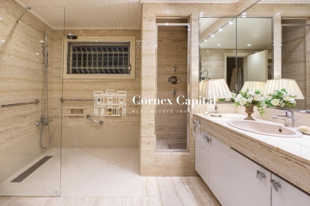 6 soveværelse Lejlighed til salg i Barcelona by med garage - € 4.700.000 (Ref: 10172791)