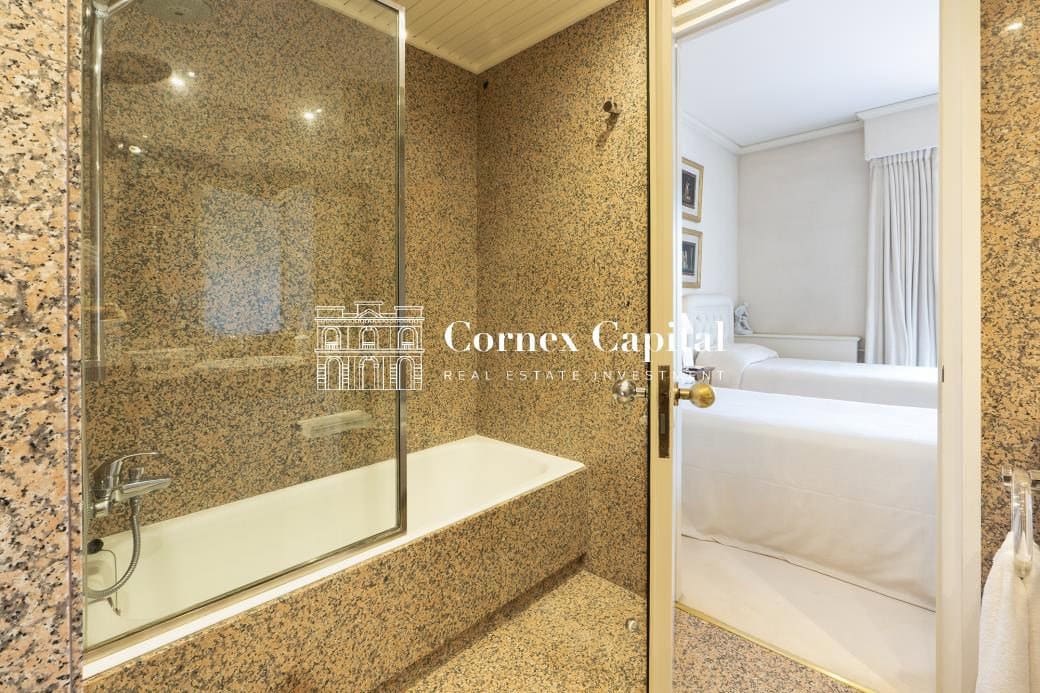 6 soveværelse Lejlighed til salg i Barcelona by med garage - € 4.700.000 (Ref: 10172791)