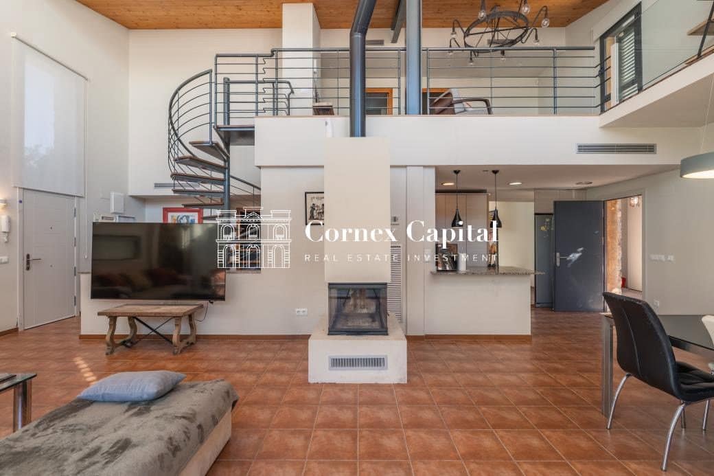 4 soverom Villa til salgs i Albons med svømmebasseng garasje - € 690 000 (Ref: 10172798)