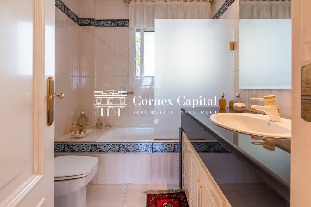 Adosado de 6 habitaciones en Barcelona ciudad en venta con piscina garaje - 4.100.000 € (Ref: 10177257)