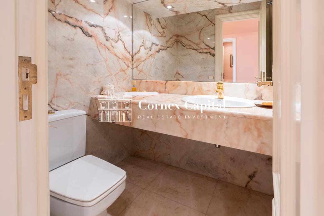 Adosado de 6 habitaciones en Barcelona ciudad en venta con piscina garaje - 4.100.000 € (Ref: 10177257)