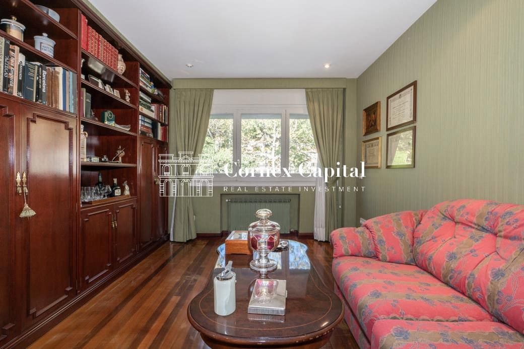 Adosado de 6 habitaciones en Barcelona ciudad en venta con piscina garaje - 4.100.000 € (Ref: 10177257)