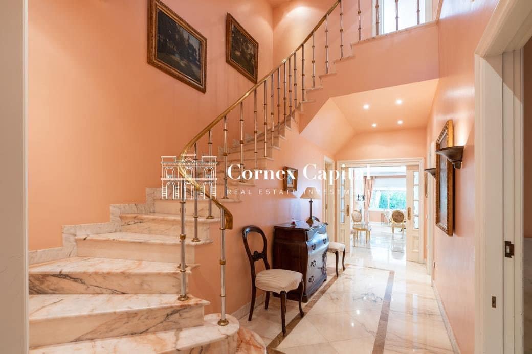 Adosado de 6 habitaciones en Barcelona ciudad en venta con piscina garaje - 4.100.000 € (Ref: 10177257)
