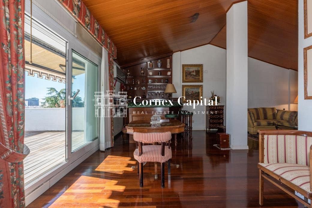 Adosado de 6 habitaciones en Barcelona ciudad en venta con piscina garaje - 4.100.000 € (Ref: 10177257)