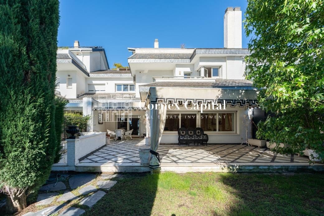 Adosado de 6 habitaciones en Barcelona ciudad en venta con piscina garaje - 4.100.000 € (Ref: 10177257)
