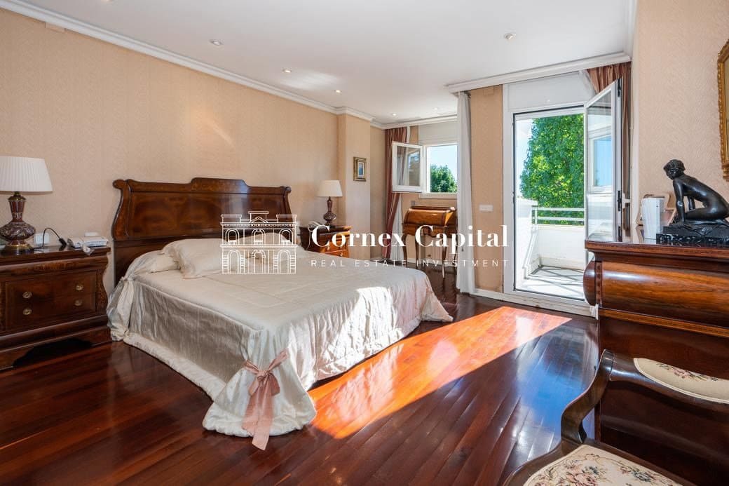 Adosado de 6 habitaciones en Barcelona ciudad en venta con piscina garaje - 4.100.000 € (Ref: 10177257)