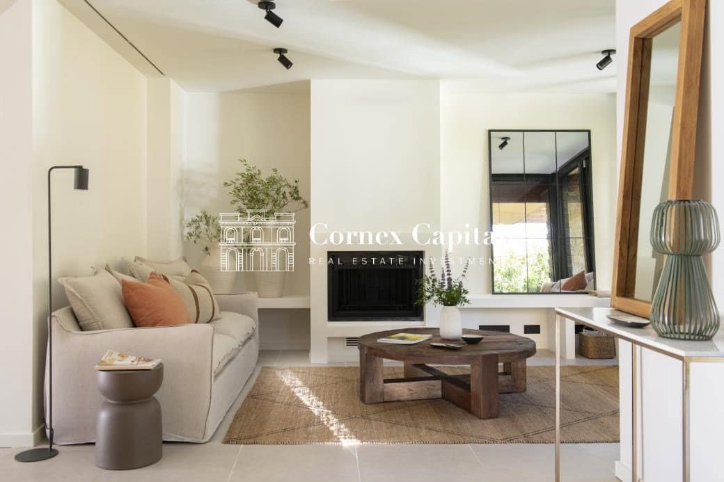 4 Zimmer Reihenhaus zu vermieten in Regencos mit Pool Garage - 3.500 € (Ref: 10183200)