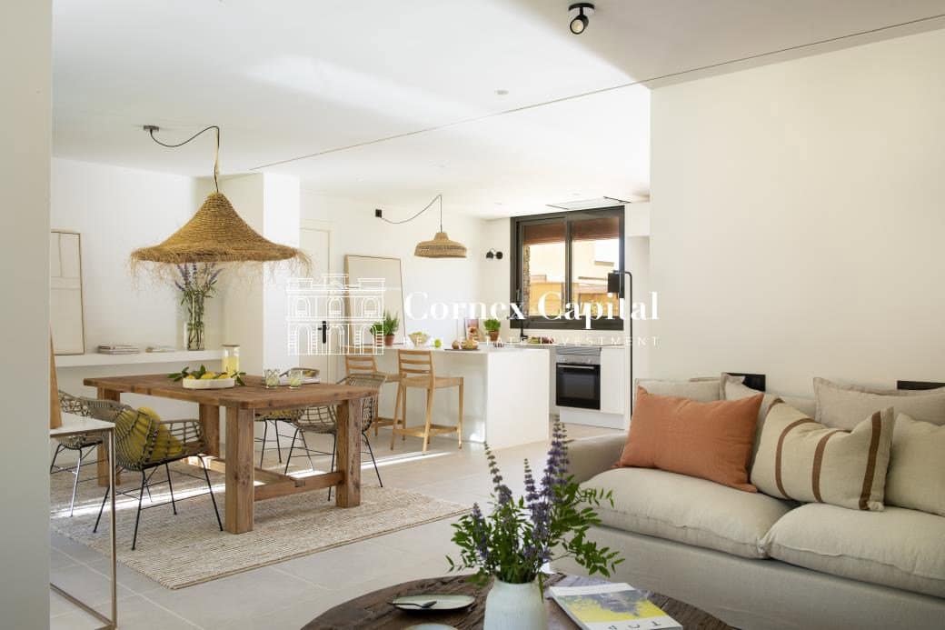 4 Zimmer Reihenhaus zu vermieten in Regencos mit Pool Garage - 3.500 € (Ref: 10183200)