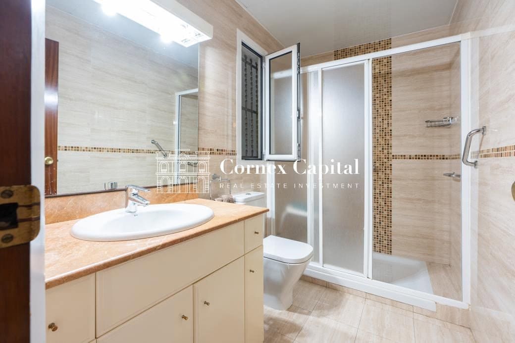 Apartamento de 3 habitaciones en Barcelona ciudad en venta - 480.000 € (Ref: 10183201)