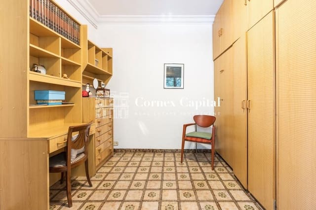 Apartamento de 3 habitaciones en La Dreta de L'Eixample, Barcelona ciudad en venta - 480.000 € (Ref: 10183201)