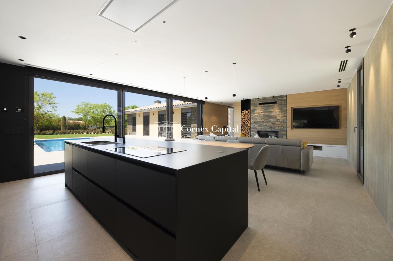 3 soveværelse Villa til salg i Navata med swimmingpool garage - € 1.075.000 (Ref: 6972041)