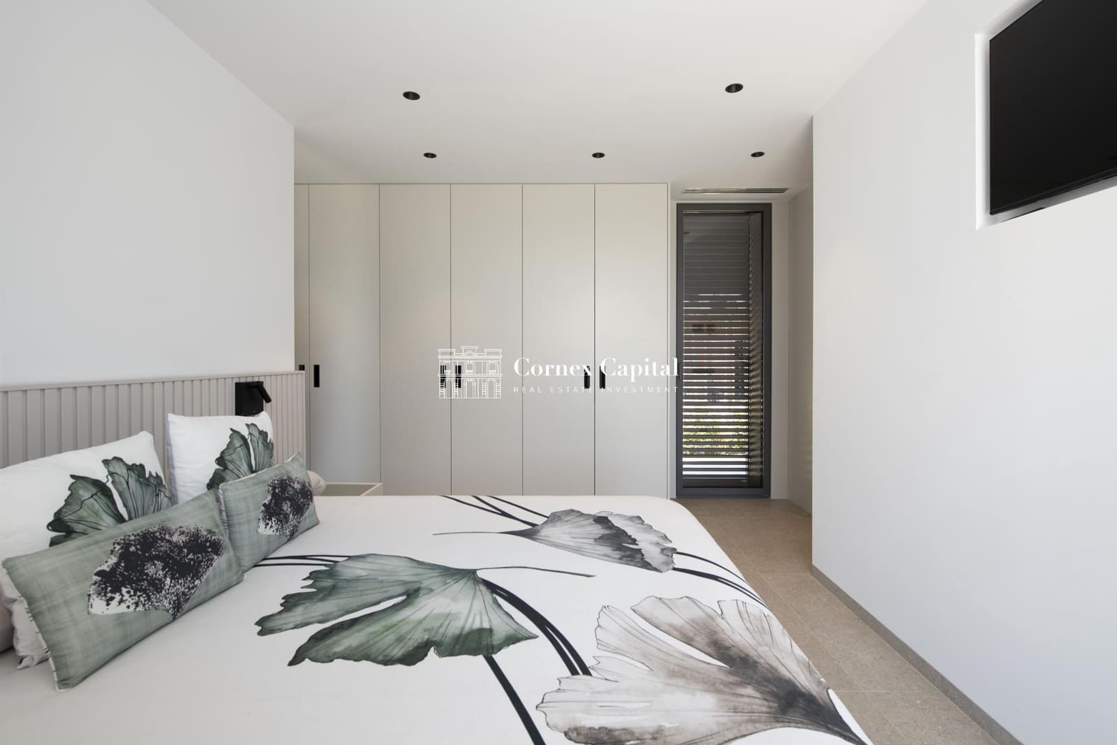 3 soveværelse Villa til salg i Navata med swimmingpool garage - € 1.075.000 (Ref: 6972041)