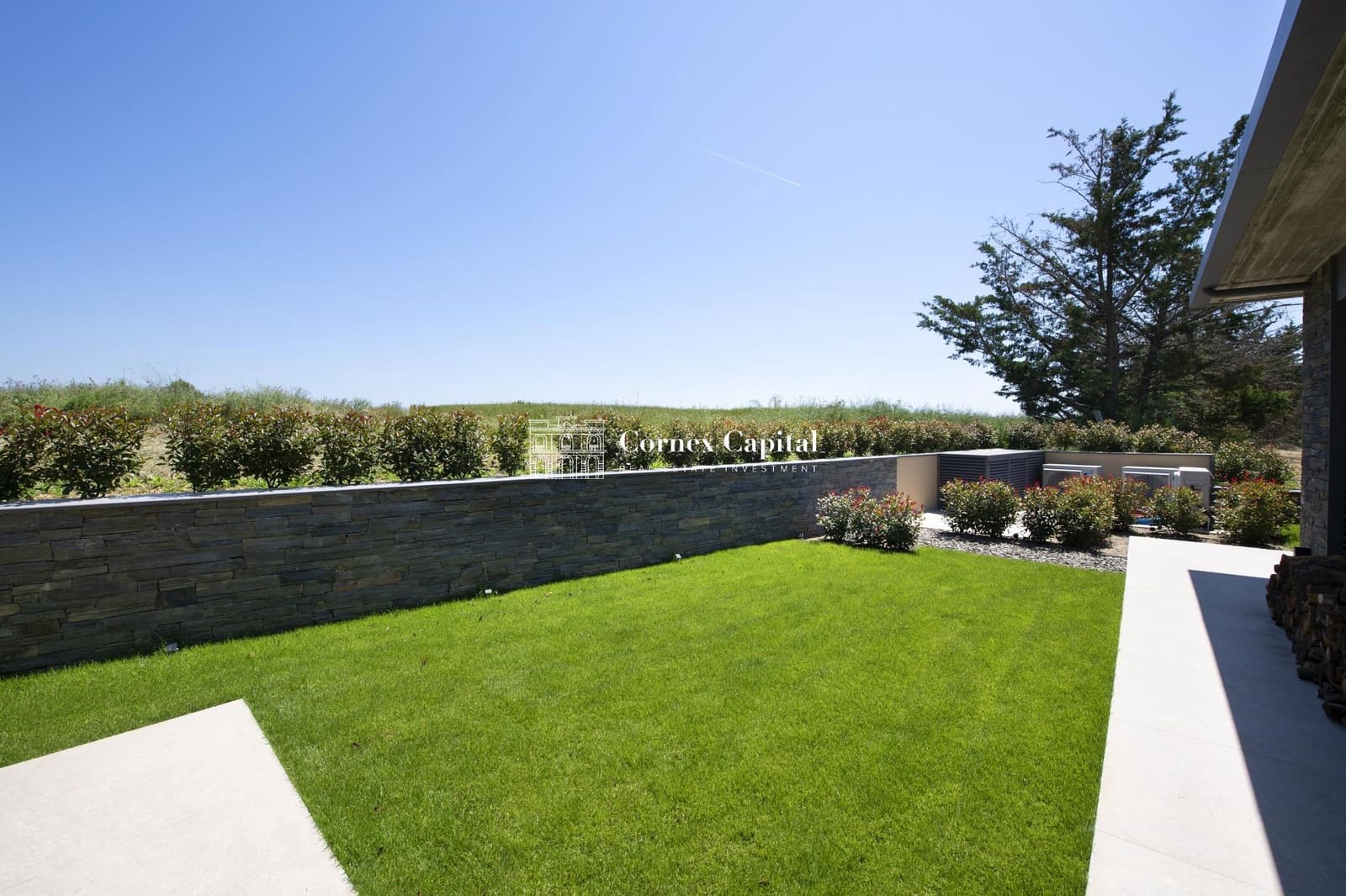 3 soveværelse Villa til salg i Navata med swimmingpool garage - € 1.075.000 (Ref: 6972041)