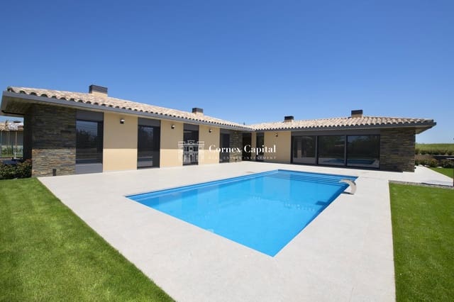 Chalet de 3 habitaciones en Navata en venta con piscina garaje - 1.175.000 € (Ref: 6972041)