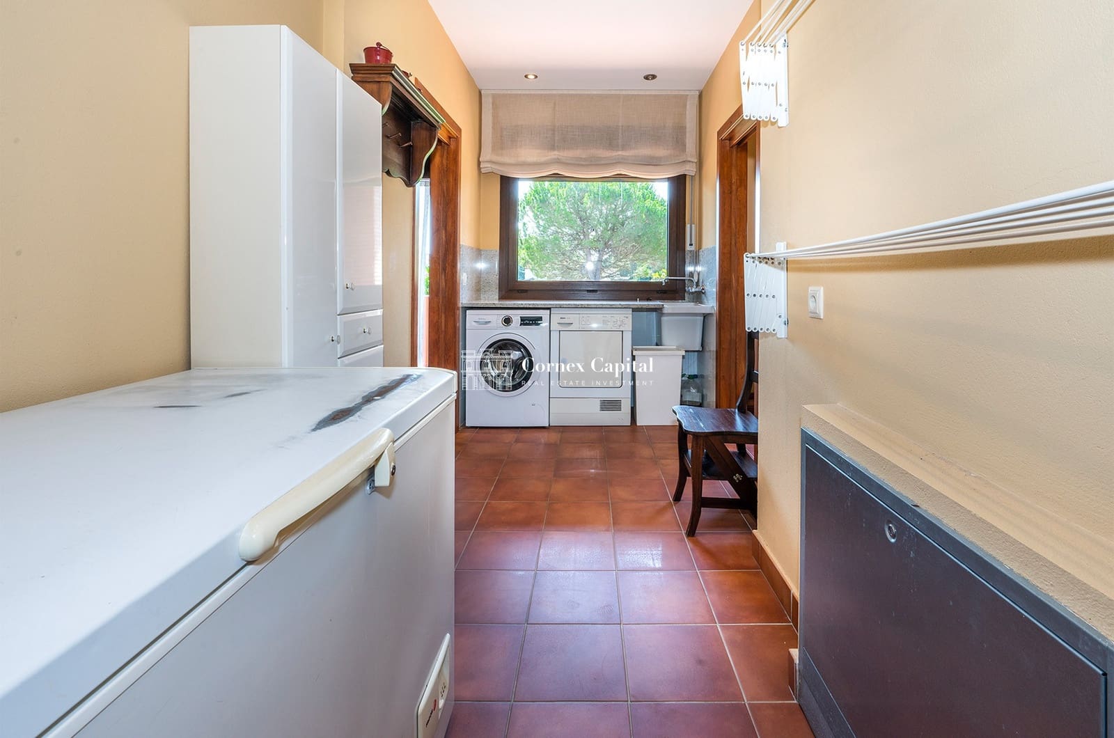 4 soveværelse Villa til salg i Mont-ras med swimmingpool garage - € 1.150.000 (Ref: 7018243)