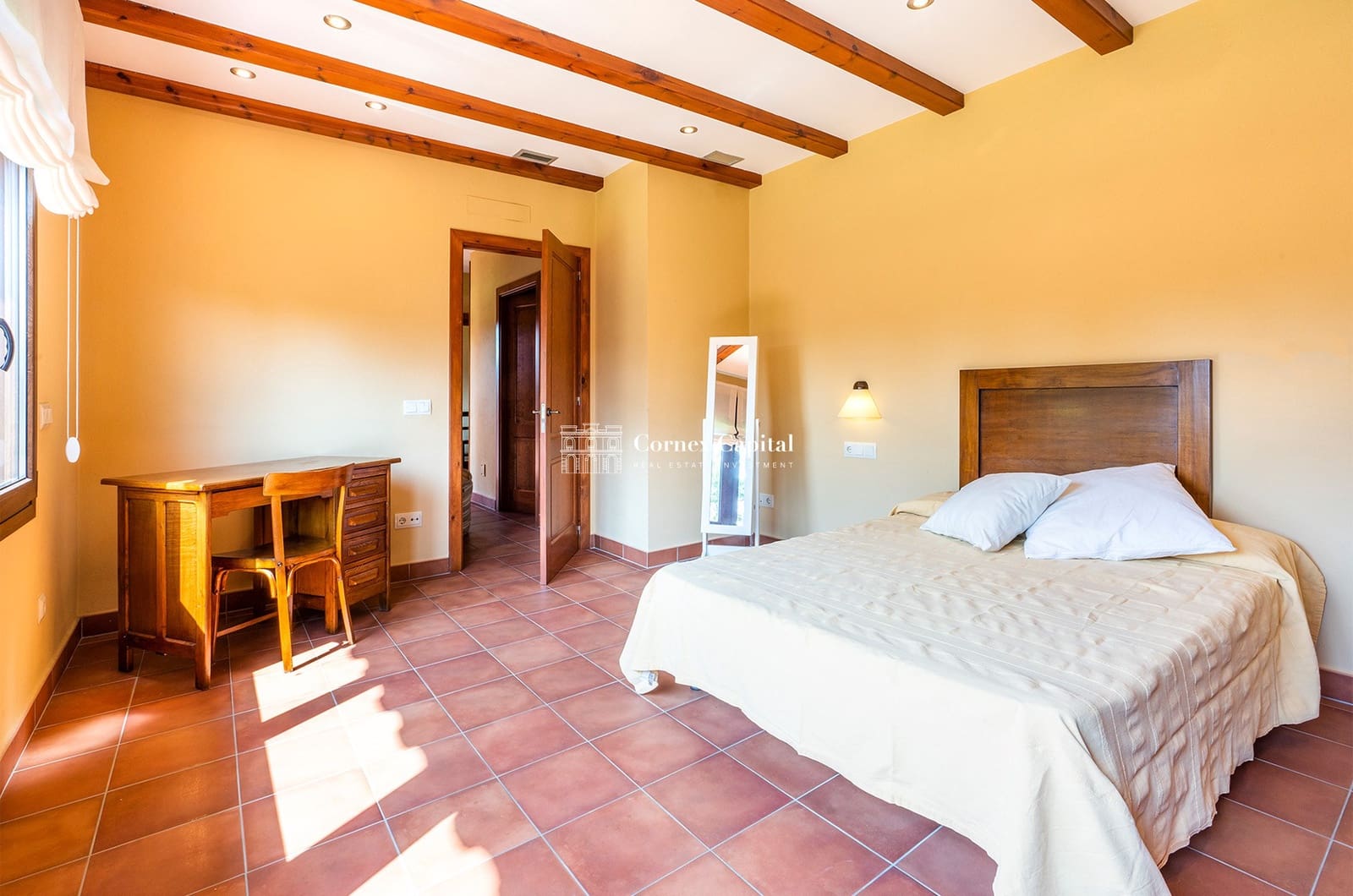 4 soveværelse Villa til salg i Mont-ras med swimmingpool garage - € 1.150.000 (Ref: 7018243)