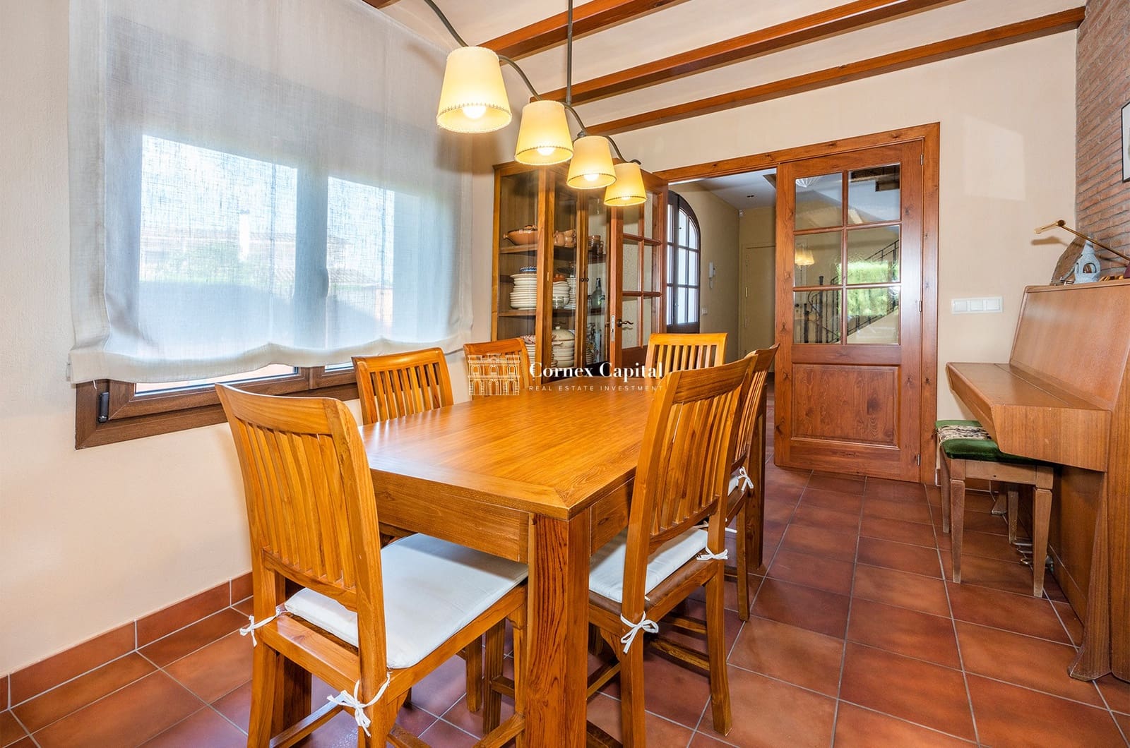 4 soveværelse Villa til salg i Mont-ras med swimmingpool garage - € 1.150.000 (Ref: 7018243)