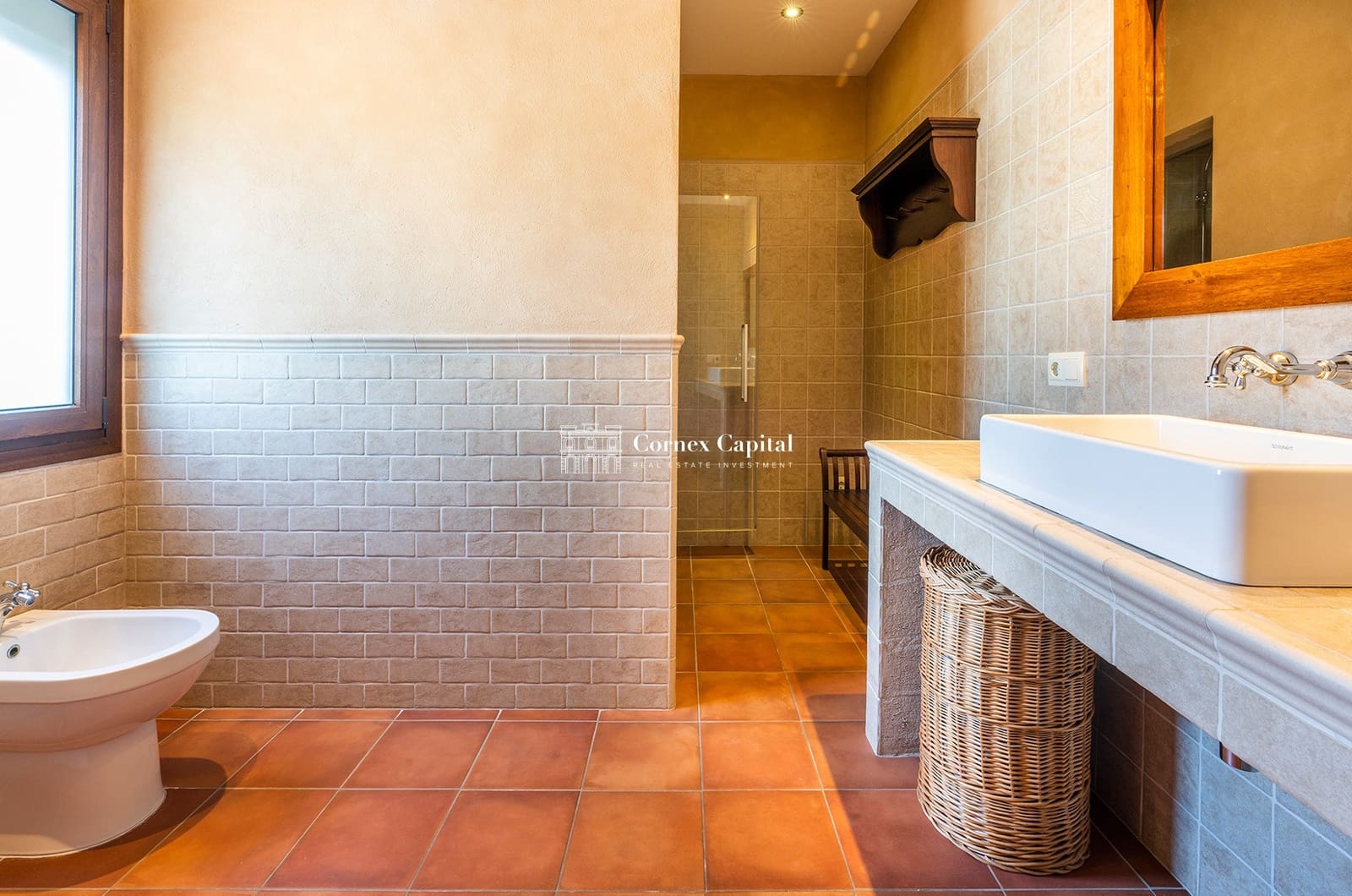 4 soveværelse Villa til salg i Mont-ras med swimmingpool garage - € 1.150.000 (Ref: 7018243)