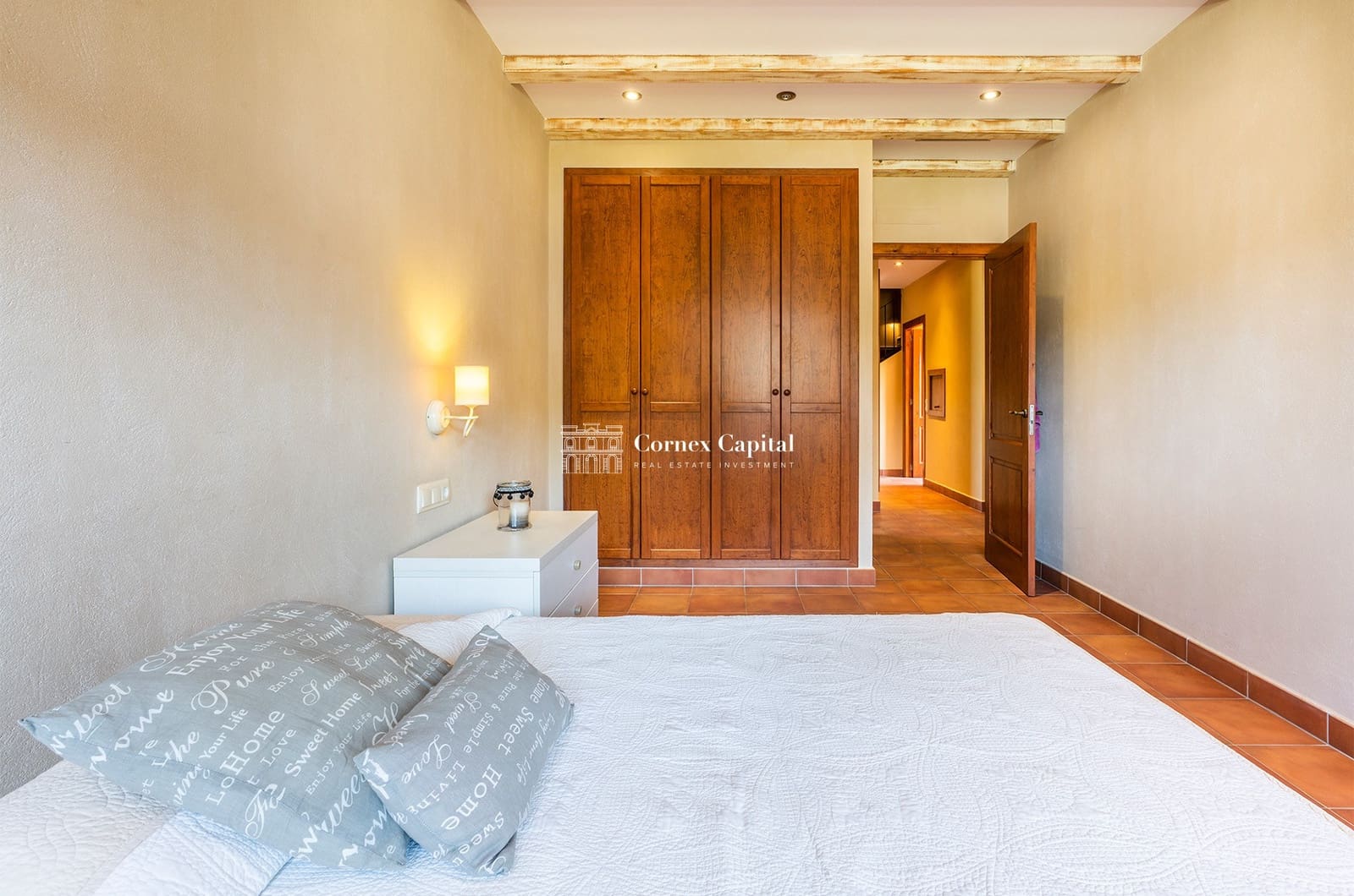 4 soveværelse Villa til salg i Mont-ras med swimmingpool garage - € 1.150.000 (Ref: 7018243)