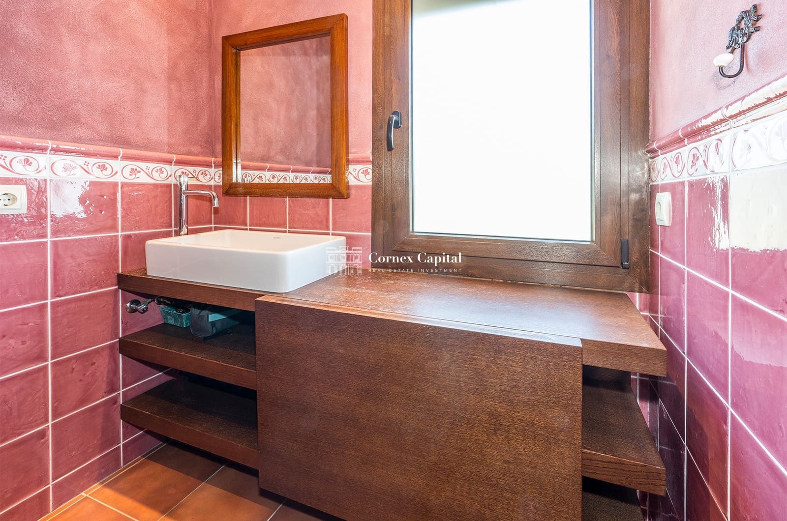 4 soveværelse Villa til salg i Mont-ras med swimmingpool garage - € 1.150.000 (Ref: 7018243)