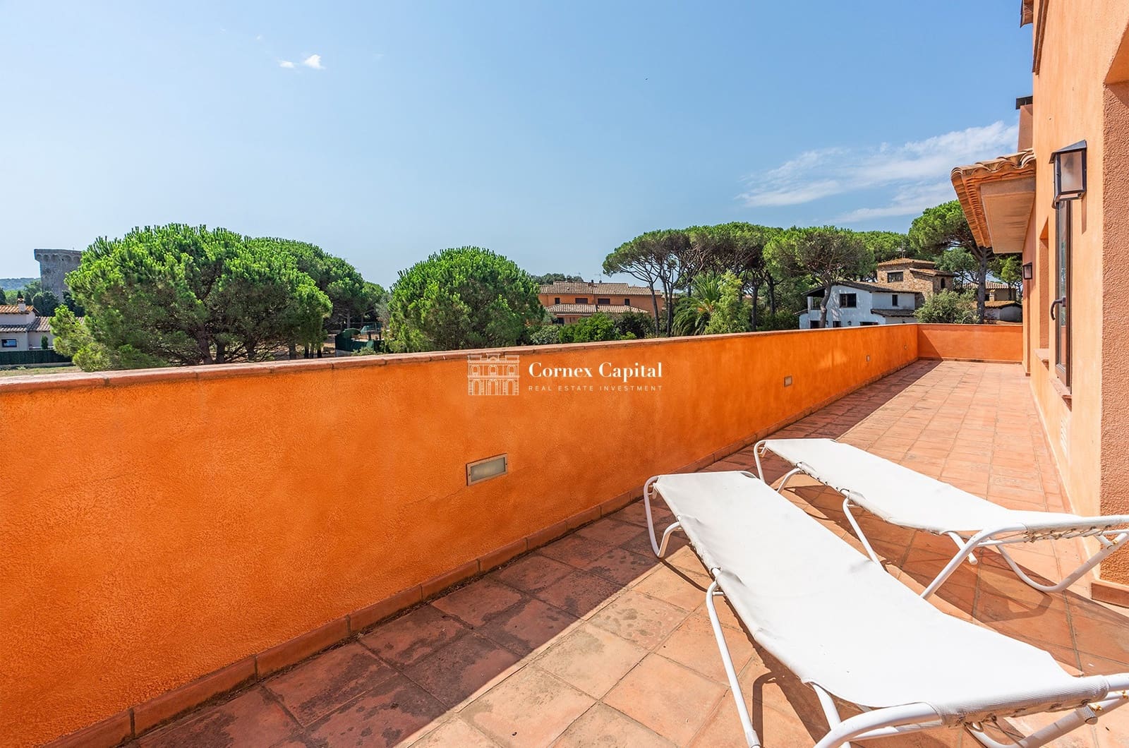 4 soveværelse Villa til salg i Mont-ras med swimmingpool garage - € 1.150.000 (Ref: 7018243)