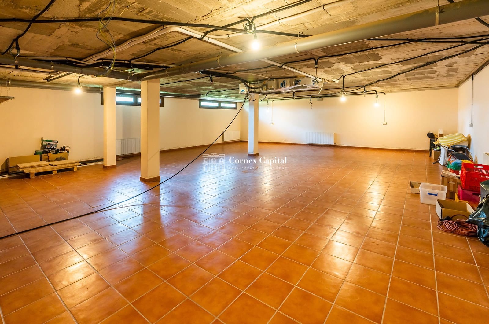 4 soveværelse Villa til salg i Mont-ras med swimmingpool garage - € 1.150.000 (Ref: 7018243)