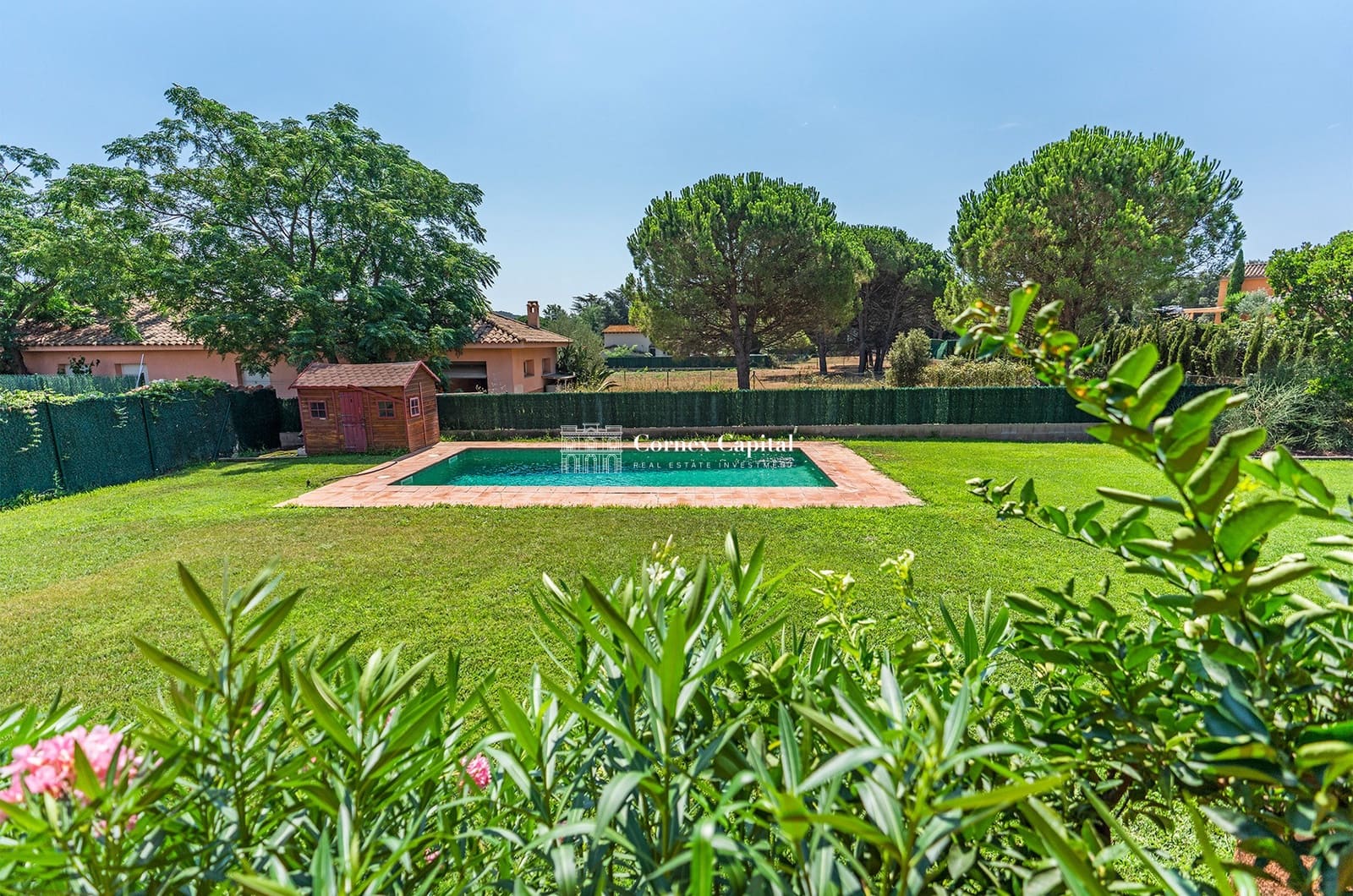 4 soveværelse Villa til salg i Mont-ras med swimmingpool garage - € 1.150.000 (Ref: 7018243)