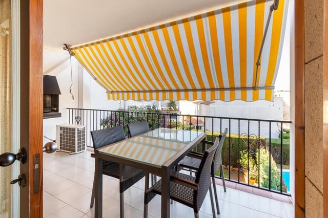 3 sypialnia Apartament na sprzedaż w S'Agaro, Castell-Platja d'Aro z basenem garażem - 390 000 € (Ref: 7363494)