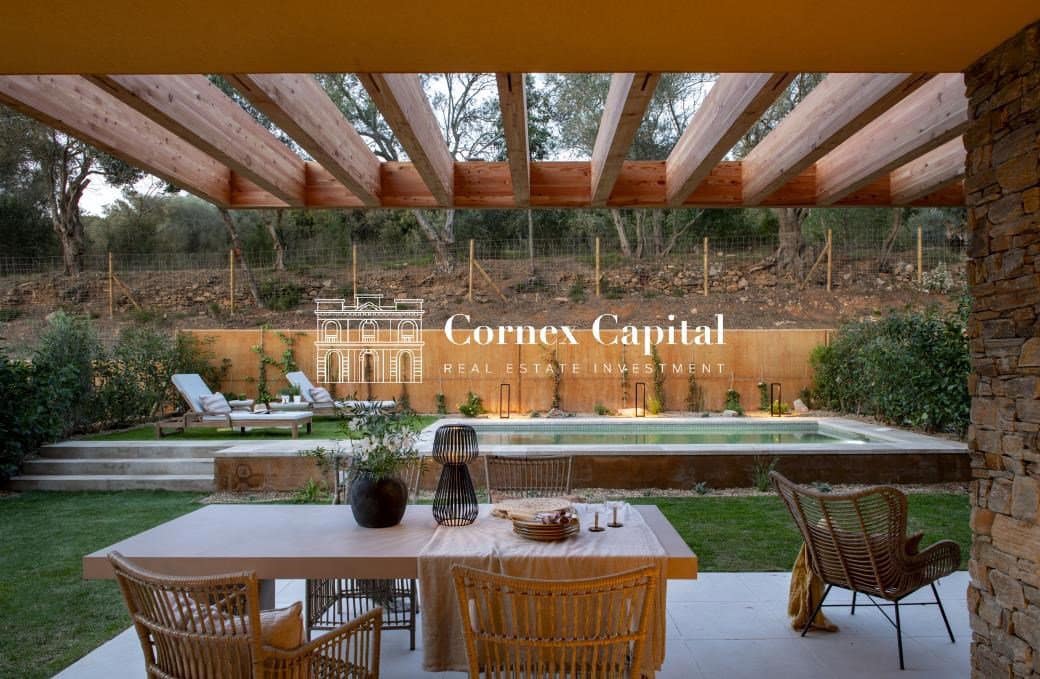 4 quarto Moradia em Banda para venda em Regencos com piscina garagem - 842 000 € (Ref: 7590401)