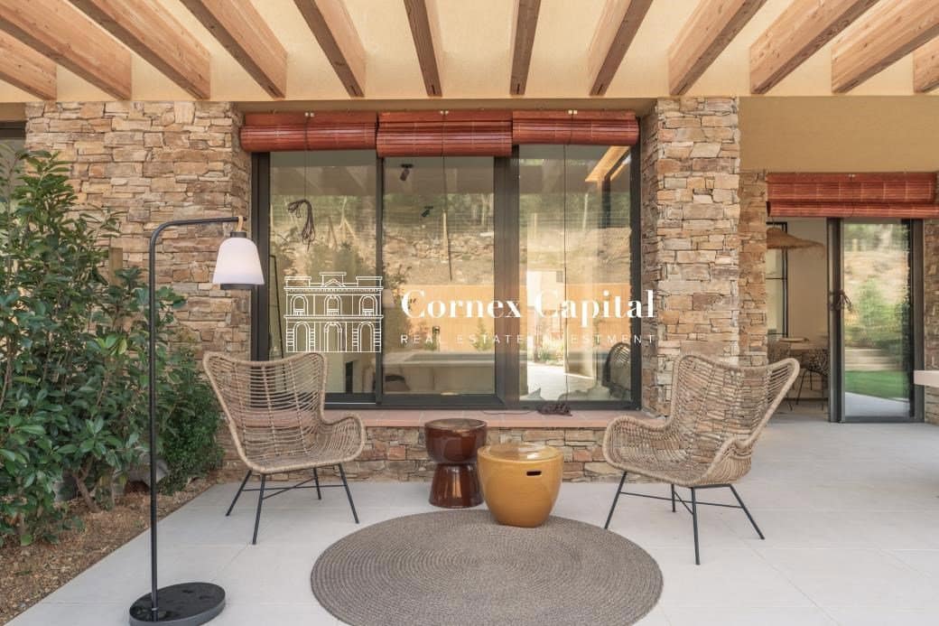 4 quarto Moradia em Banda para venda em Regencos com piscina garagem - 842 000 € (Ref: 7590401)