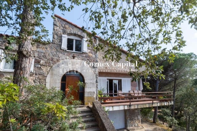 5 Zimmer Villa zu verkaufen in Castell d'Aro, Castell-Platja d'Aro mit Pool Garage - 795.000 € (Ref: 7618765)
