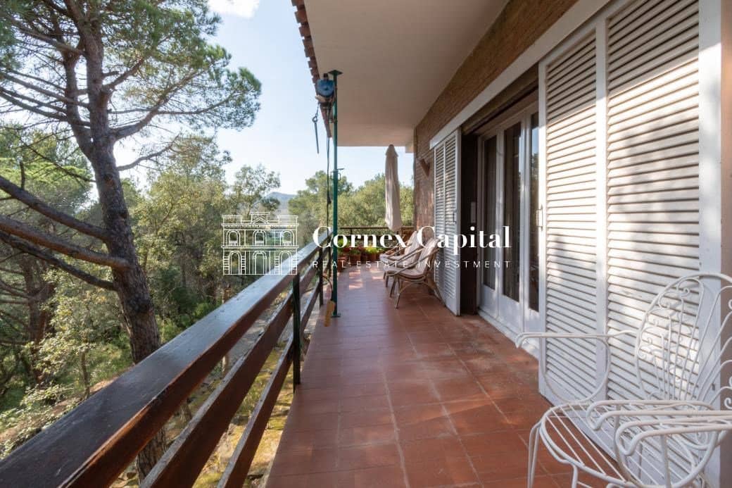 5 bedroom Villa for sale in Castell d'Aro with pool garage - € 795,000 (Ref: 7618765)