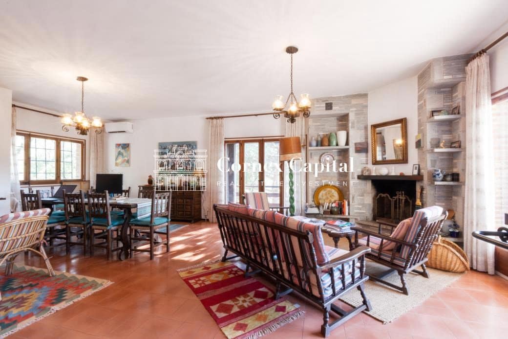 5 bedroom Villa for sale in Castell d'Aro with pool garage - € 795,000 (Ref: 7618765)