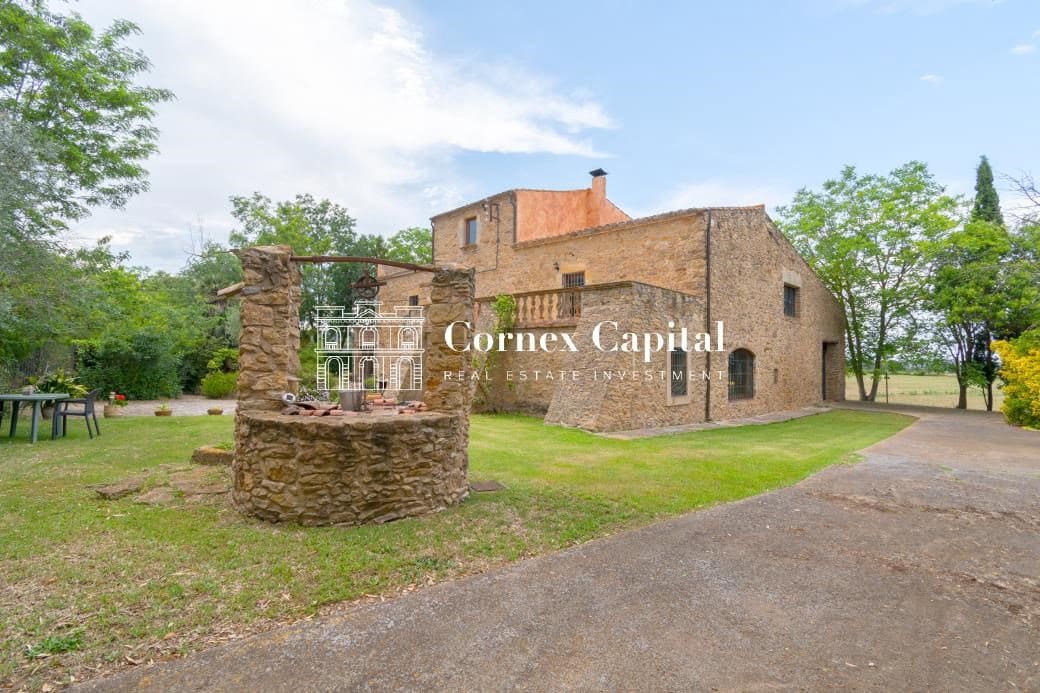 5 quarto Quinta/Casa Rural para venda em Vulpellac com garagem - 2 200 000 € (Ref: 7665536)