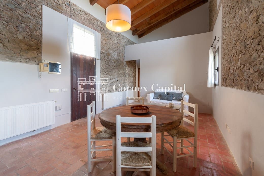 6 bedroom Villa for rent in Pals with pool garage - € 9,950 (Ref: 7703991)